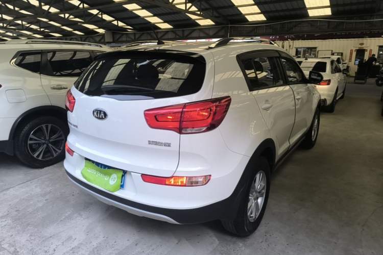 Used Kia Sportage R 2015 2.0L Automatic Two-Wheel Drive GL Rear Right 45 Deg