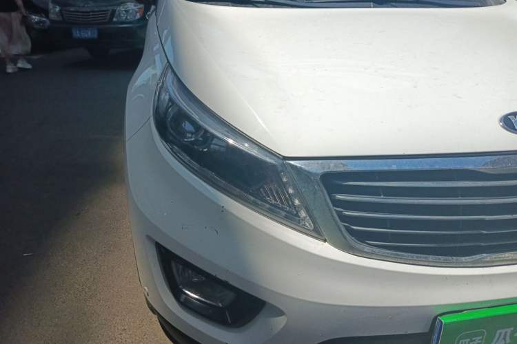 Used Kia Sportage R 2015 2.0L Automatic Two-Wheel Drive GLS Right Front Headlight