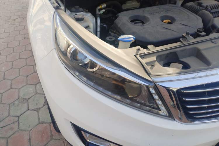 Used Kia Sportage R 2015 2.0L Automatic Two-Wheel Drive GLS Right Front Headlight