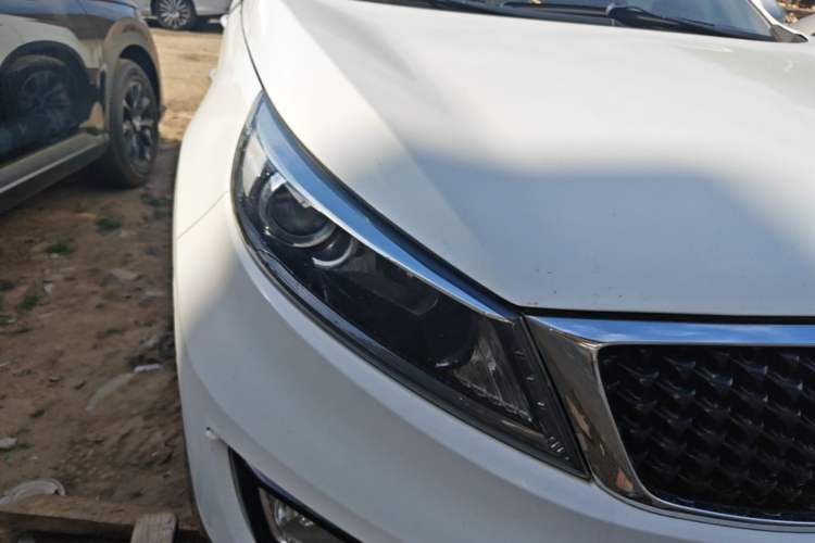 Used Kia Sportage R 2015 2.0L Automatic Two-Wheel Drive GL Right Front Headlight