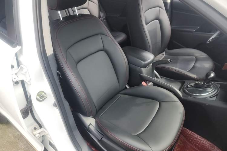 Used Kia Sportage R 2015 2.0L Automatic Two-Wheel Drive GL Right Front Seat