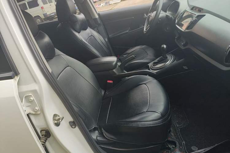 Used Kia Sportage R 2015 2.0L Automatic Two-Wheel Drive GL Right Front Seat