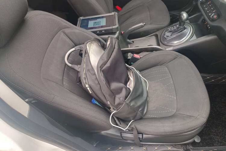 Used Kia Sportage R 2015 2.0L Automatic Two-Wheel Drive GL Right Front Seat