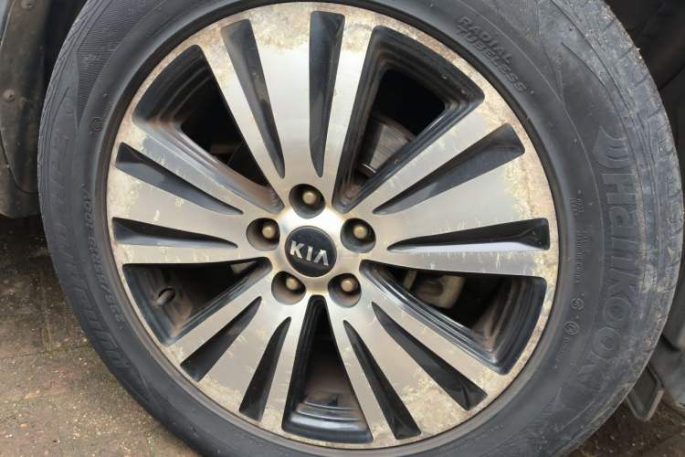 Used Kia Sportage R 2015 2.0L Automatic 2WD Premium Edition Right Front Wheel Hub
