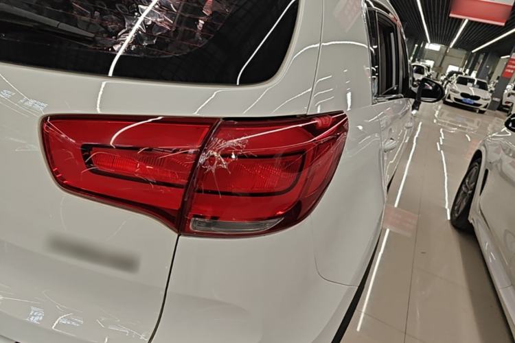 Used Kia Sportage R 2015 2.0L Automatic Two-Wheel Drive GL Right Rear Taillight