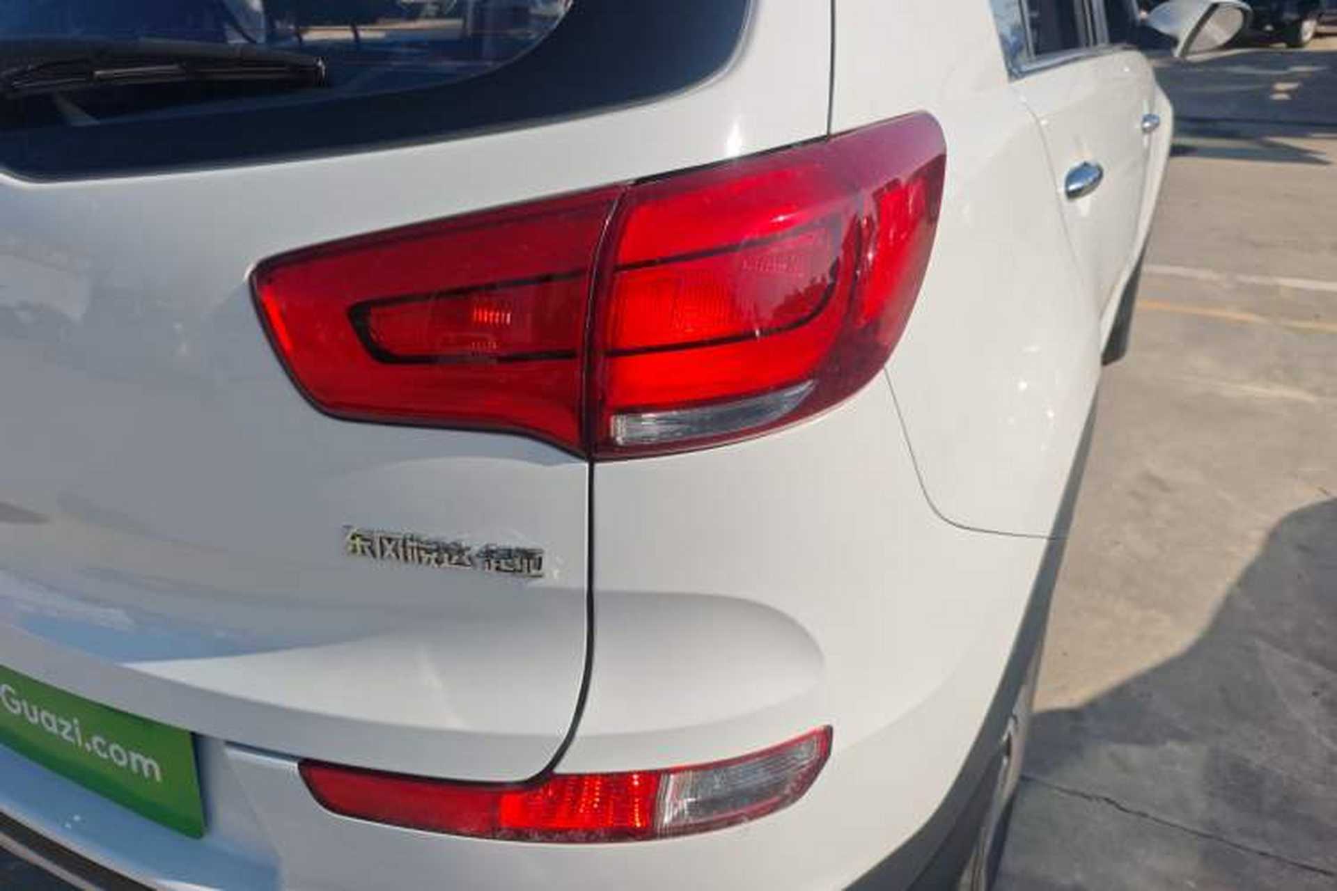 Used Kia Sportage R 2015 2.0L Automatic Two-Wheel Drive GLS Right Rear Taillight