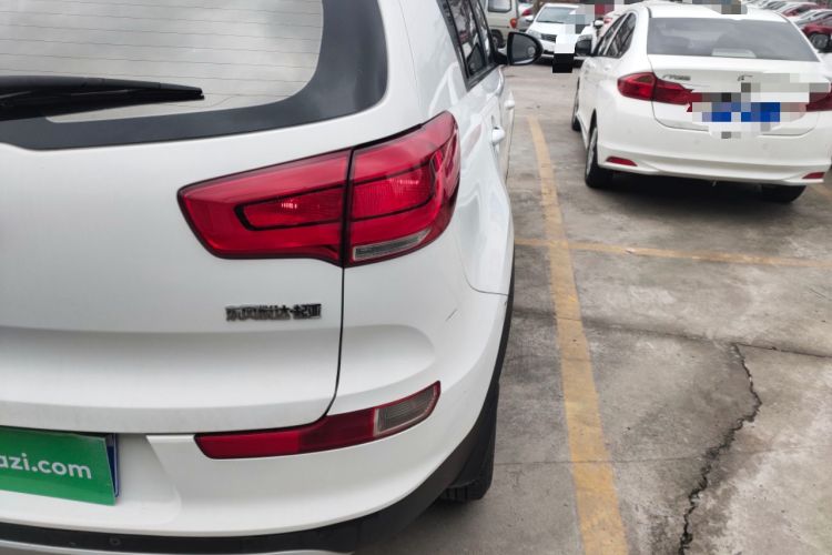 Used Kia Sportage R 2015 2.0L Automatic Two-Wheel Drive GL Right Rear Taillight