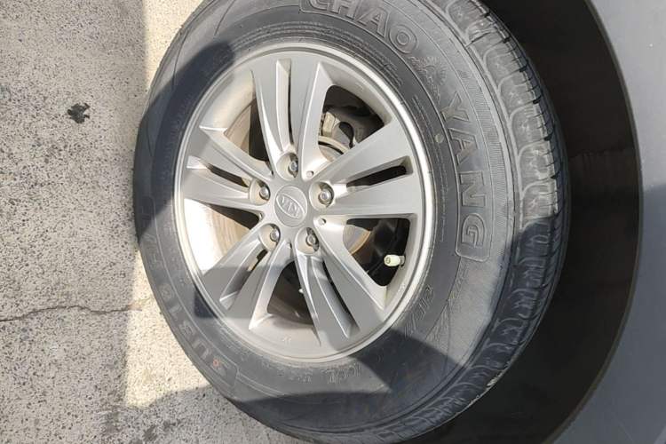 Used Kia Sportage R 2015 2.0L Automatic Two-Wheel Drive GL Right Rear Wheel Hub