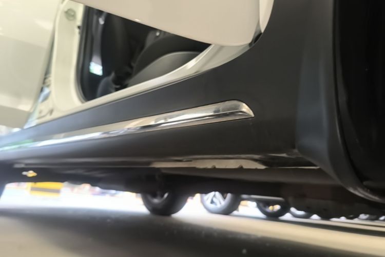 Used Kia Sportage R 2015 2.0L Automatic Two-Wheel Drive GL Right Side Sill