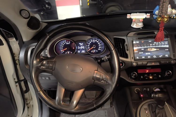 Used Kia Sportage R 2015 2.0L Automatic Two-Wheel Drive GLS Steering Wheel