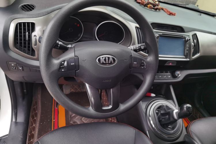 Used Kia Sportage R 2015 2.0L Manual Two-Wheel Drive GL Model Steering Wheel