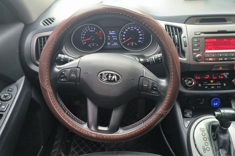 Used Kia Sportage R 2015 2.0L Automatic Two-Wheel Drive DLX Model Steering Wheel