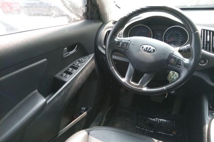 Used Kia Sportage R 2015 2.0L Automatic Two-Wheel Drive DLX Model Steering Wheel