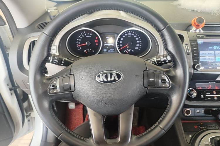 Used Kia Sportage R 2015 2.0L Automatic Two-Wheel Drive DLX Model Steering Wheel