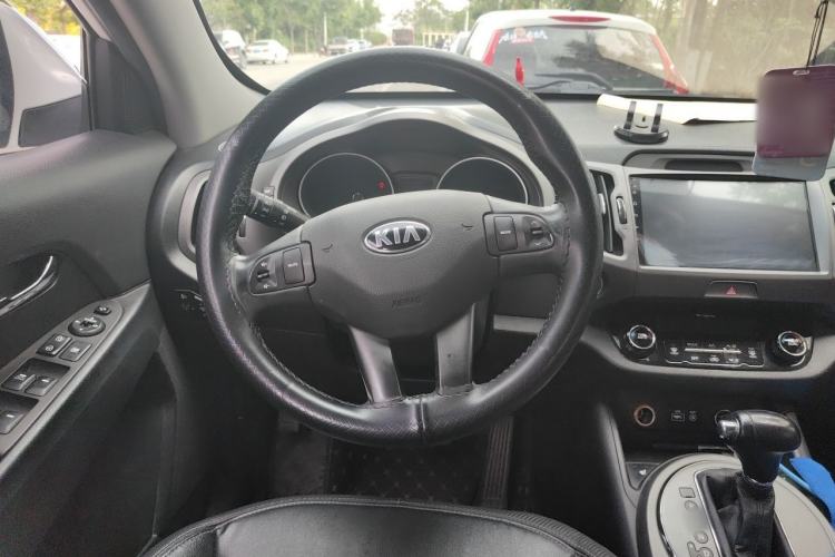 Used Kia Sportage R 2015 2.0L Automatic Two-Wheel Drive DLX Model Steering Wheel