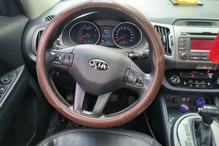 Used Kia Sportage R 2015 2.0L Automatic Two-Wheel Drive DLX Model Steering Wheel