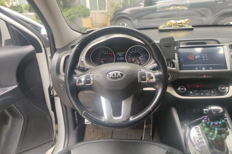 Used Kia Sportage R 2015 2.0L Automatic Two-Wheel Drive DLX Model Steering Wheel