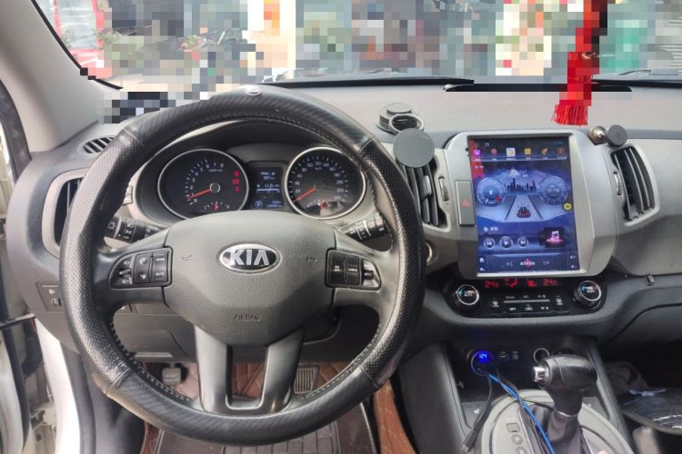 Used Kia Sportage R 2015 2.0L Automatic Two-Wheel Drive DLX Model Steering Wheel