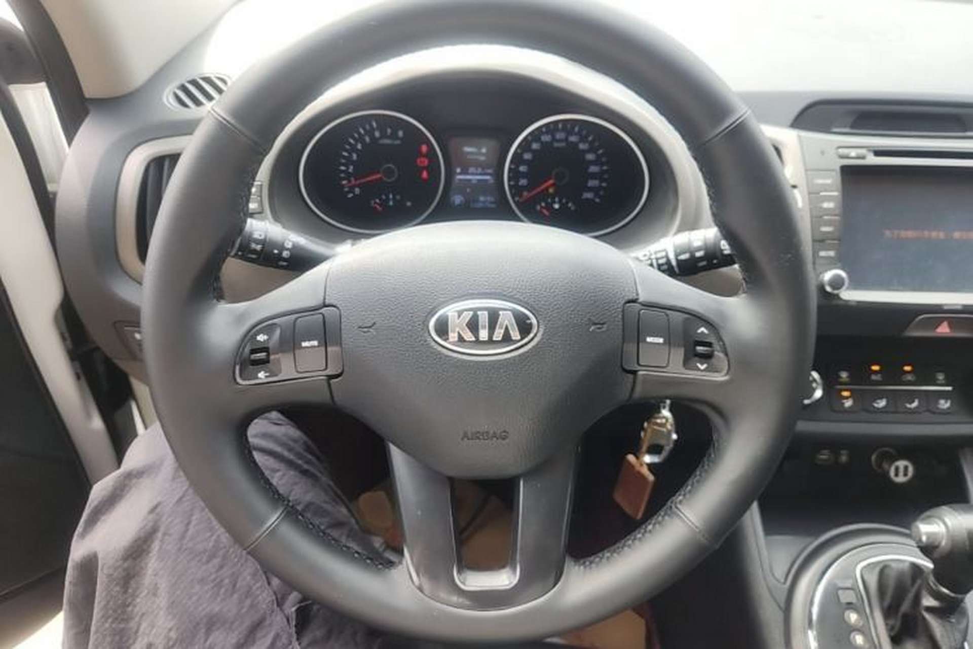 Used Kia Sportage R 2015 2.0L Automatic Two-Wheel Drive GL Steering Wheel