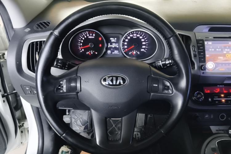 Used Kia Sportage R 2015 2.0L Automatic Two-Wheel Drive GLS Steering Wheel