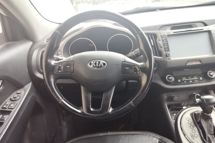 Used Kia Sportage R 2015 2.0L Automatic Two-Wheel Drive DLX Model Steering Wheel