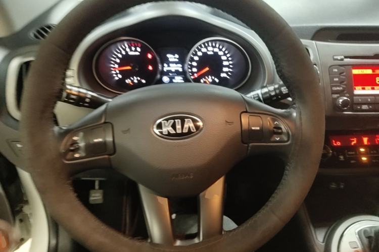 Used Kia Sportage R 2015 2.0L Automatic Two-Wheel Drive GLS Steering Wheel
