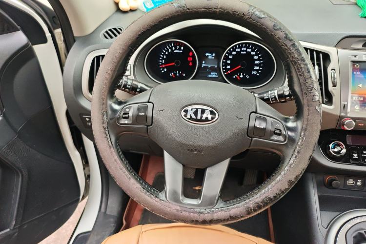 Used Kia Sportage R 2015 2.0L Manual Two-Wheel Drive GLS Trim Steering Wheel