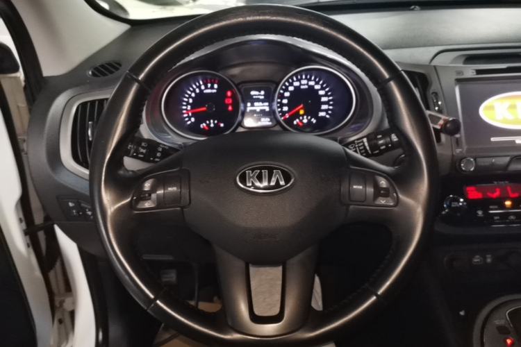 Used Kia Sportage R 2015 2.0L Automatic Two-Wheel Drive DLX Model Steering Wheel