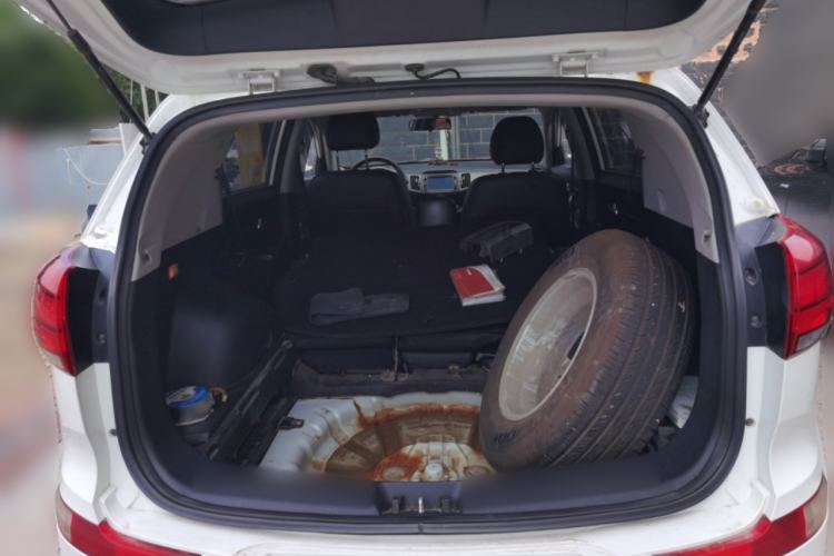 Used Kia Sportage R 2015 2.0L Manual Two-Wheel Drive GL Model Trunk