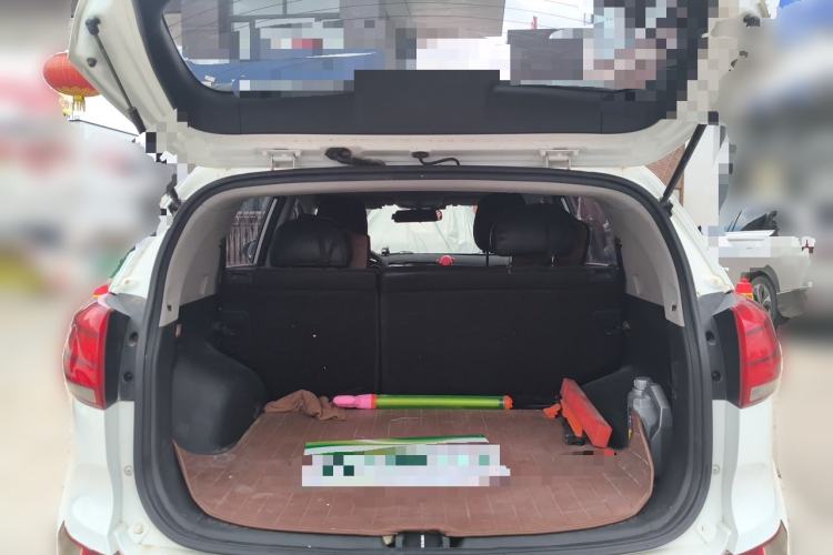 Used Kia Sportage R 2015 2.0L Automatic Two-Wheel Drive GL Trunk