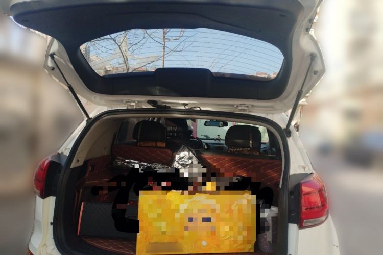 Used Kia Sportage R 2015 2.0L Automatic Two-Wheel Drive GLS Trunk