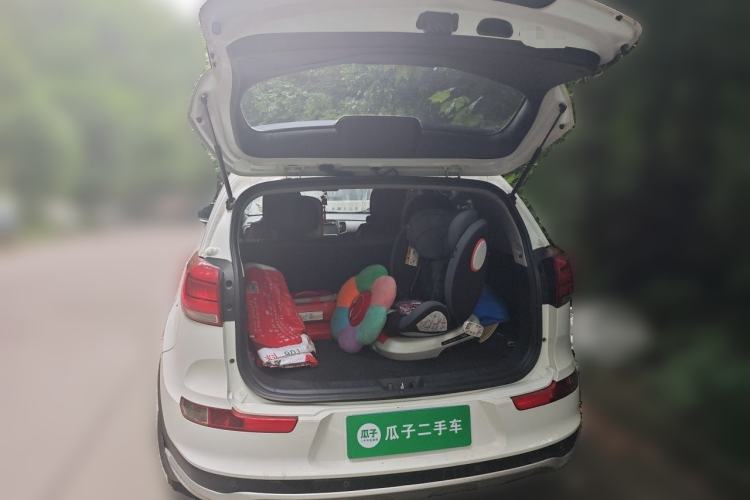 Used Kia Sportage R 2015 2.0L Automatic Two-Wheel Drive GL Trunk
