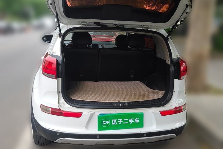 Used Kia Sportage R 2015 2.0L Automatic Two-Wheel Drive GL Trunk