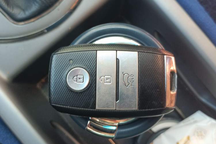 Used Kia Sportage R 2015 2.0L Automatic Two-Wheel Drive GLS Vehicle Key