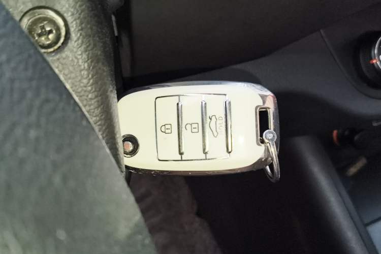 Used Kia Sportage R 2015 2.0L Automatic Two-Wheel Drive GL Vehicle Key