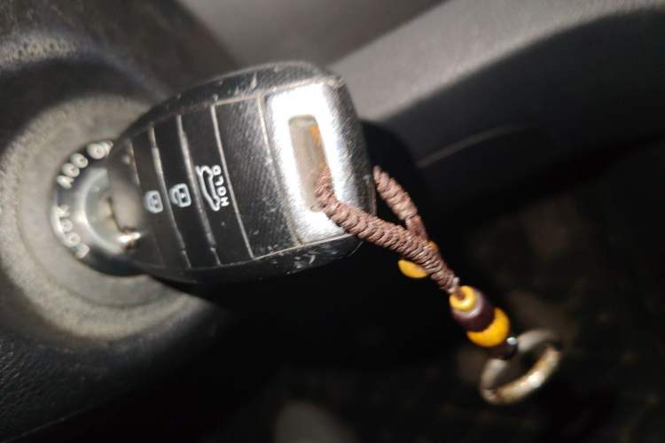Used Kia Sportage R 2015 2.0L Automatic Two-Wheel Drive GL Vehicle Key