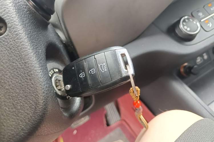 Used Kia Sportage R 2015 2.0L Automatic Two-Wheel Drive GL Vehicle Key