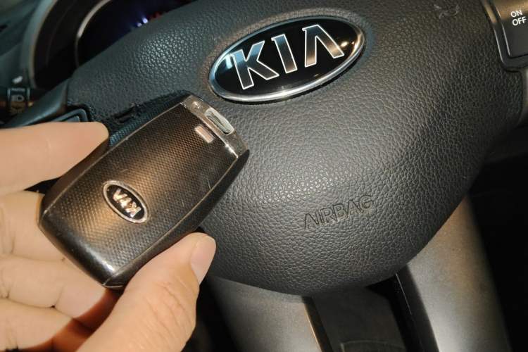 Used Kia Sportage R 2015 2.0L Automatic 2WD Premium Edition Vehicle Key
