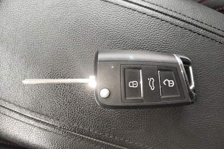 Used Kia Sportage R 2015 2.0L Automatic Two-Wheel Drive GL Vehicle Key