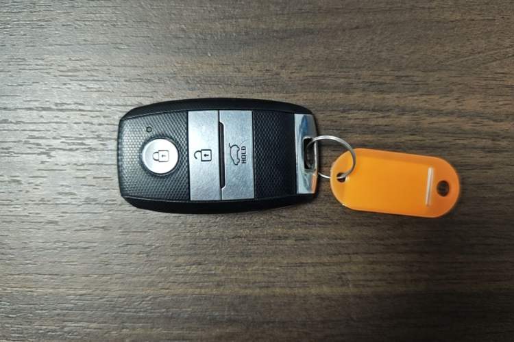 Used Kia Sportage R 2015 2.0L Automatic Two-Wheel Drive GLS Vehicle Key