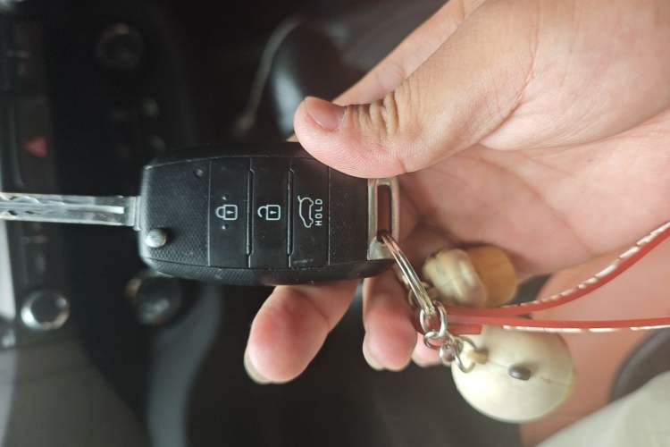 Used Kia Sportage R 2015 2.0L Automatic Two-Wheel Drive GL Vehicle Key