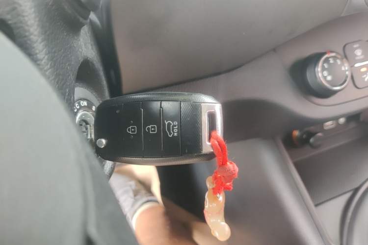Used Kia Sportage R 2015 2.0L Automatic Two-Wheel Drive GL Vehicle Key