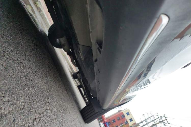 Used Kia Sportage R 2015 2.0L Automatic Two-Wheel Drive DLX Model Chassis Front Left