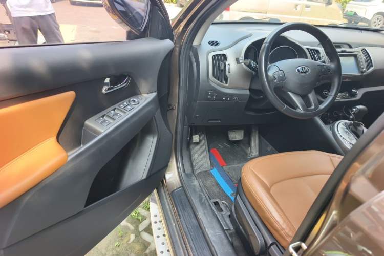 Used Kia Sportage R 2015 2.0L Automatic Two-Wheel Drive GLS Driver Seat