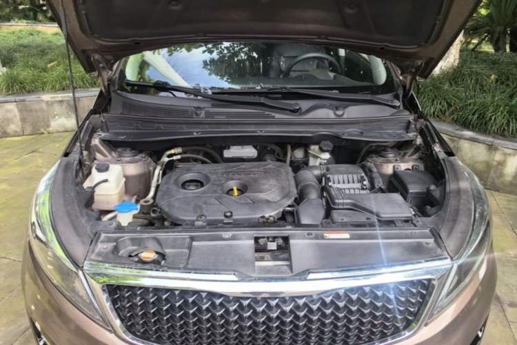 Used Kia Sportage R 2015 2.0L Automatic Two-Wheel Drive GL Engine Bay