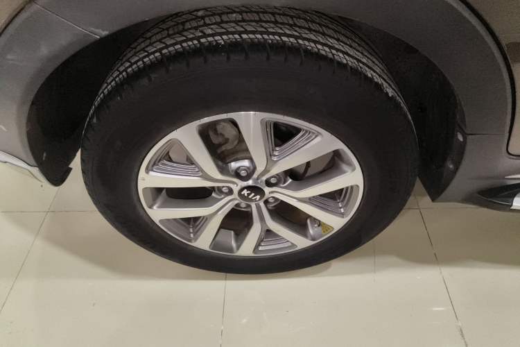 Used Kia Sportage R 2015 2.0L Automatic Two-Wheel Drive GLS Exterior 8