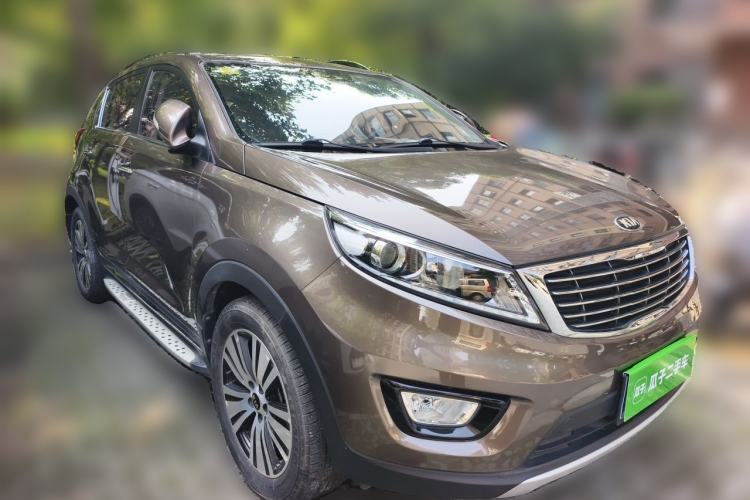 Used Kia Sportage R 2015 2.0L Automatic Two-Wheel Drive GLS Front Right 45 Deg
