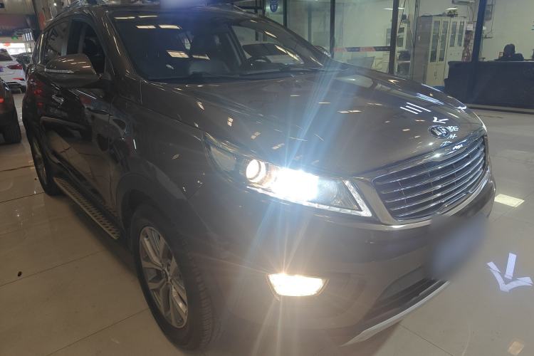 Used Kia Sportage R 2015 2.0L Automatic Two-Wheel Drive GLS Front Right 45 Deg