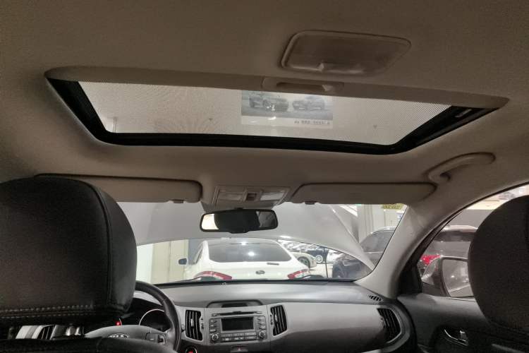 Used Kia Sportage R 2015 2.0L Automatic Two-Wheel Drive GLS Headliner
