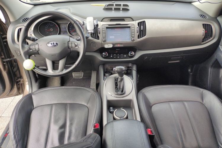 Used Kia Sportage R 2015 2.0L Automatic 2WD Premium Edition Interior 2